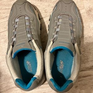 Skechers women’s d’lites slip on athletic shoes.